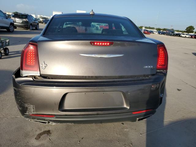 Photo 6 from auction – 2019 CHRYSLER 300 S with VIN 2C3CCABG1KH533739