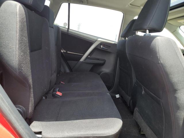 Photo 11 from auction – 2015 TOYOTA RAV4 XLE with VIN JTMRFREVXFD171922