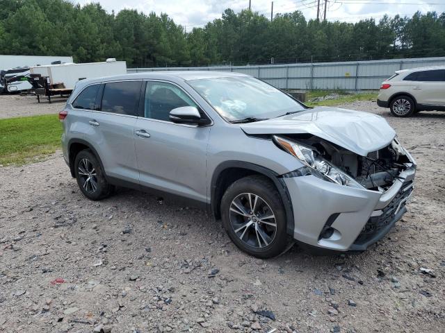 Photo 4 from auction – 2019 TOYOTA HIGHLANDER with VIN 5TDBZRFH0KS966140