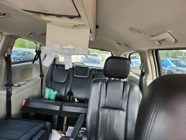 Photo 10 from auction – 2012 CHRYSLER TOWN & COU with VIN 2C4RC1BG4CR375463