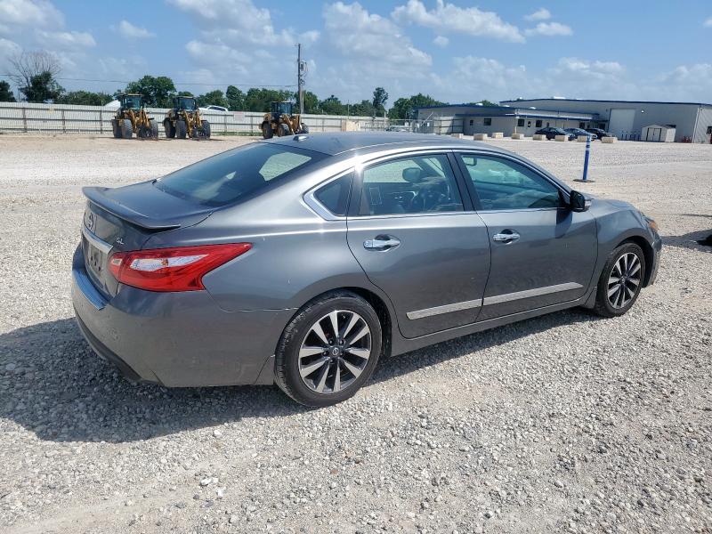 Photo 3 from auction – 2017 NISSAN ALTIMA 2.5 with VIN 1N4AL3AP2HC247870