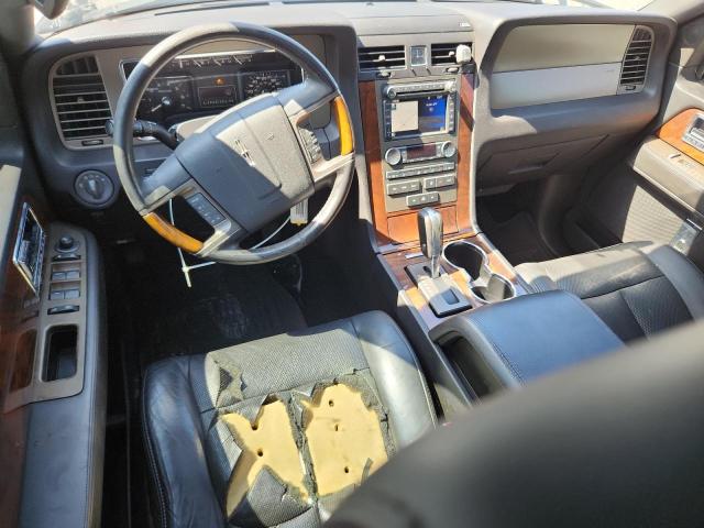 Foto 8 de la subasta – 2011 LINCOLN NAVIGATOR con VIN 5LMJJ3J52BEJ09362