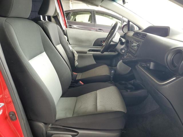 Photo 7 from auction – 2014 TOYOTA PRIUS C with VIN JTDKDTB36E1084946