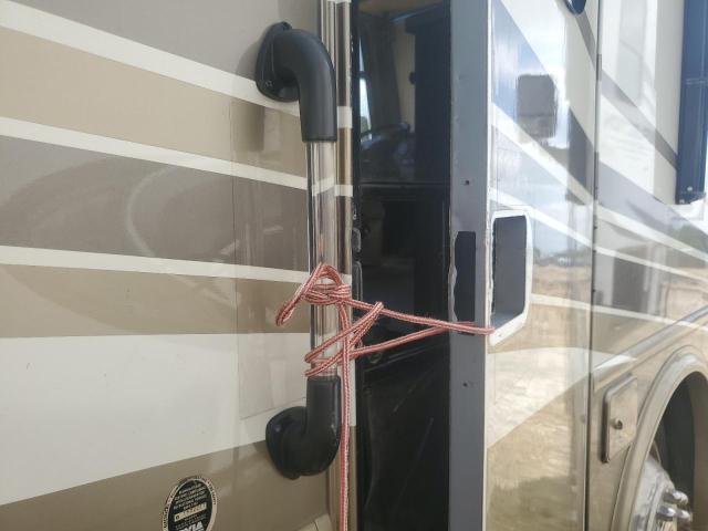 Photo 9 from auction – 2015 THOR MOTORHOME with VIN 4UZACJDT8FCGU4843