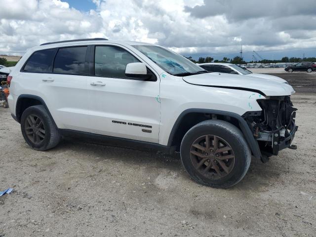 Photo 4 from auction – 2017 JEEP GRAND CHER with VIN 1C4RJFAG3HC637252