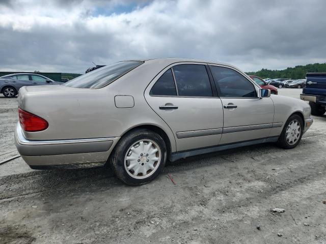 Photo 3 from auction – 1997 MERCEDES-BENZ E with VIN WDBJF55F2VA436054