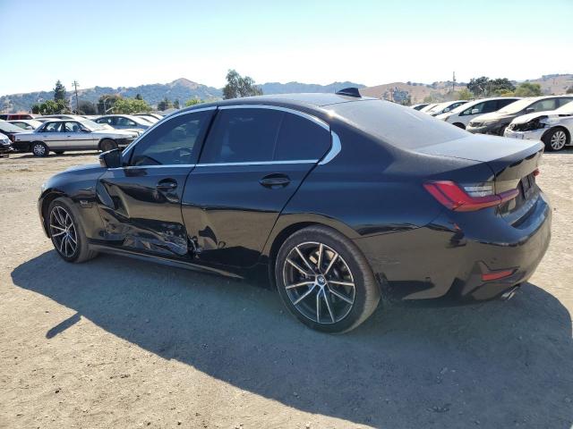 Photo 2 from auction – 2022 BMW 330E with VIN 3MW5P7J00N8C57775