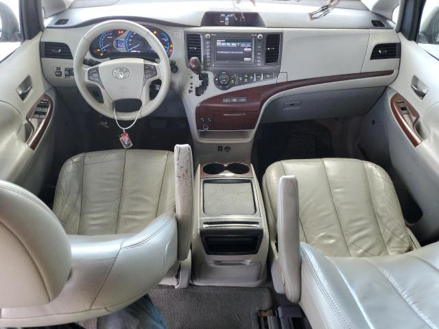 Photo 8 from auction – 2011 TOYOTA SIENNA XLE with VIN 5TDYK3DC4BS104493