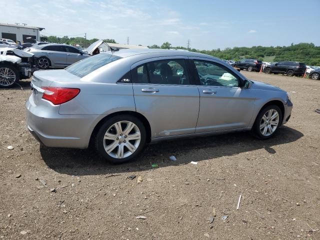 Photo 3 from auction – 2013 CHRYSLER 200 LX with VIN 1C3CCBAB0DN698316