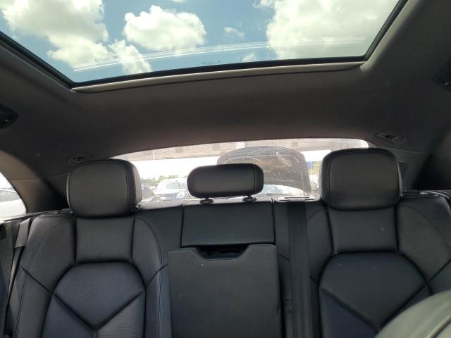 Photo 10 from auction – 2017 PORSCHE MACAN with VIN WP1AA2A58HLB09077