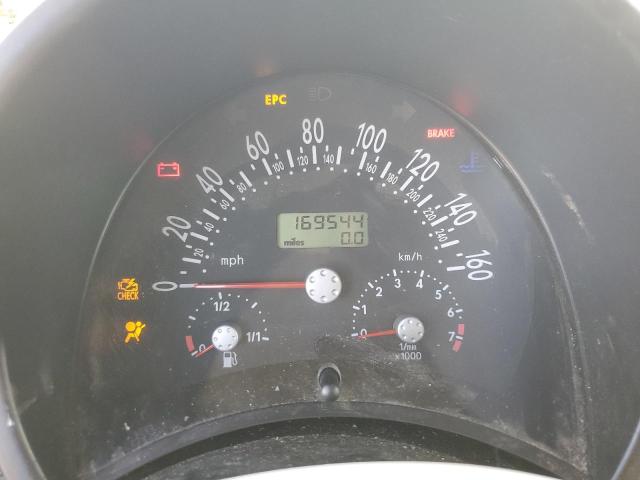 Photo 9 from auction – 2001 VOLKSWAGEN BEETLE with VIN 3VWCD21C11M451570