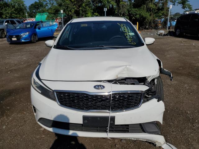Photo 5 from auction – 2017 KIA FORTE LX with VIN 3KPFK4A74HE156424