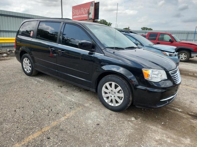Photo 4 from auction – 2016 CHRYSLER TOWN & COU with VIN 2C4RC1AG9GR111954