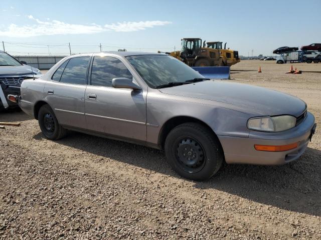 Photo 4 from auction – 1994 TOYOTA CAMRY with VIN JT2SK12E7R0253579