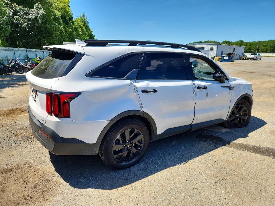 Photo 3 from auction – 2023 KIA SORENTO with VIN 5XYRLDLC5PG245490
