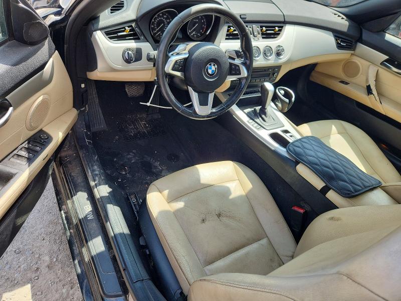 Photo 8 from auction – 2011 BMW Z4 with VIN WBALM5C51BE379714