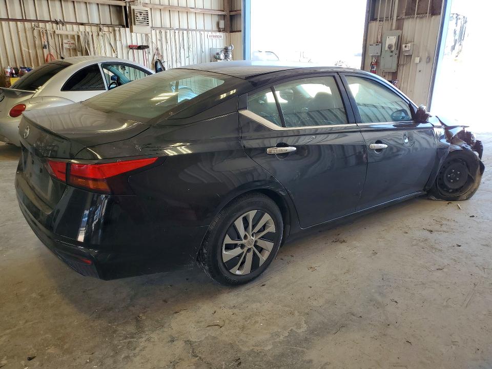 Photo 3 from auction – 2022 NISSAN ALTIMA with VIN 1N4BL4BV8NN407564