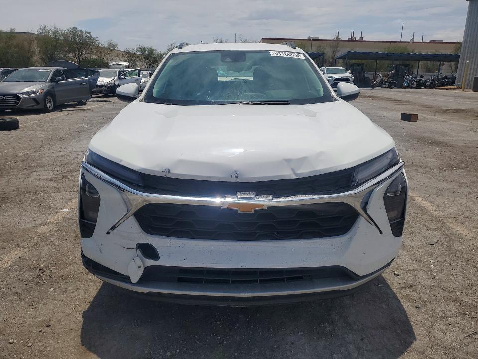 Photo 5 from auction – 2025 CHEVROLET TRAX with VIN KL77LHEP1SC038376