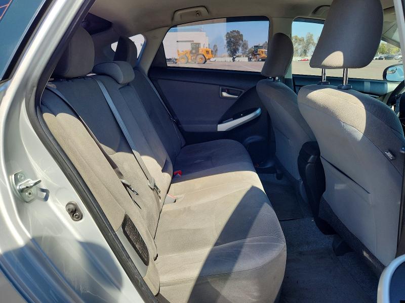 Photo 10 from auction – 2015 TOYOTA PRIUS with VIN JTDKN3DU2F0420148
