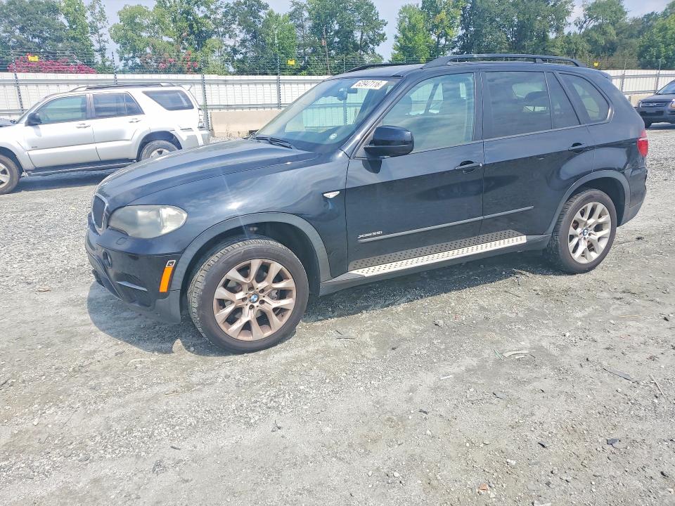 BMW X5 2011 with VIN 5UXZV4C51BL413116 - Photo from auction