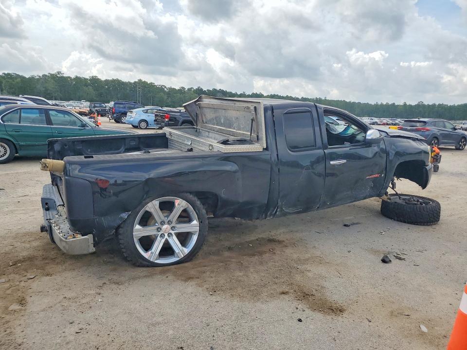 Photo 3 from auction – 2008 CHEVROLET SILVERADO with VIN 1GCEC19Y98Z184941