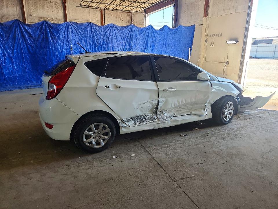 صورة رقم 3 من المزاد - 2012 HYUNDAI ACCENT مع VIN KMHCT5AE7CU015535