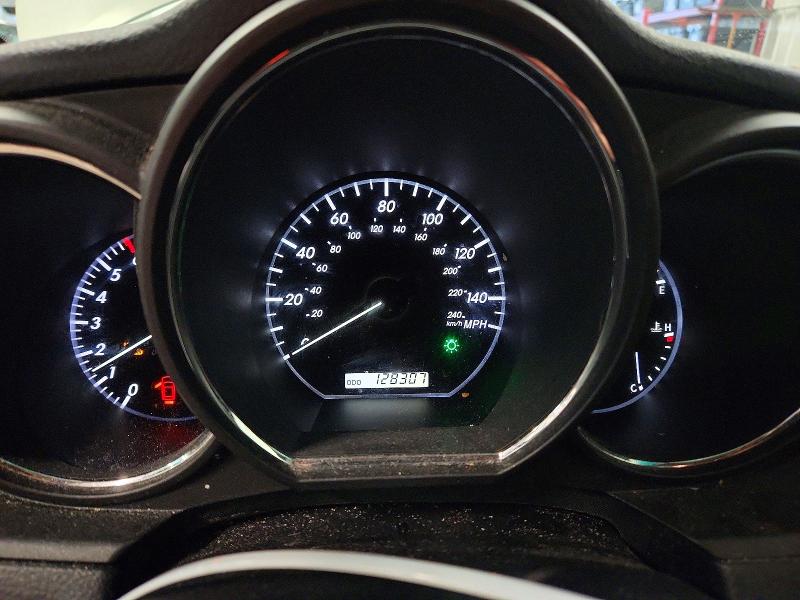 Photo 9 from auction – 2006 LEXUS RX with VIN 2T2HA31U46C105363