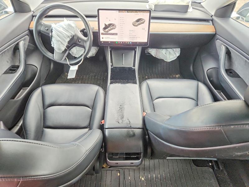 Photo 8 from auction – 2019 TESLA MODEL 3 with VIN 5YJ3E1EB5KF205848
