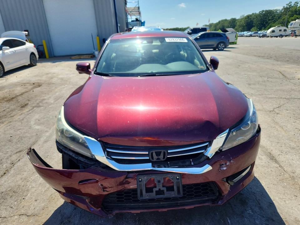 Photo 5 from auction – 2015 HONDA ACCORD with VIN 1HGCR2F84FA265214