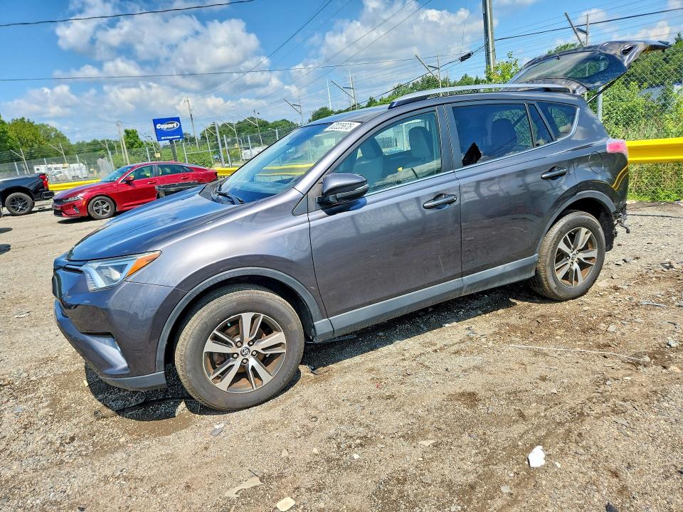 TOYOTA RAV4 2018 with VIN JTMRFREV4JJ720234 - Photo from auction