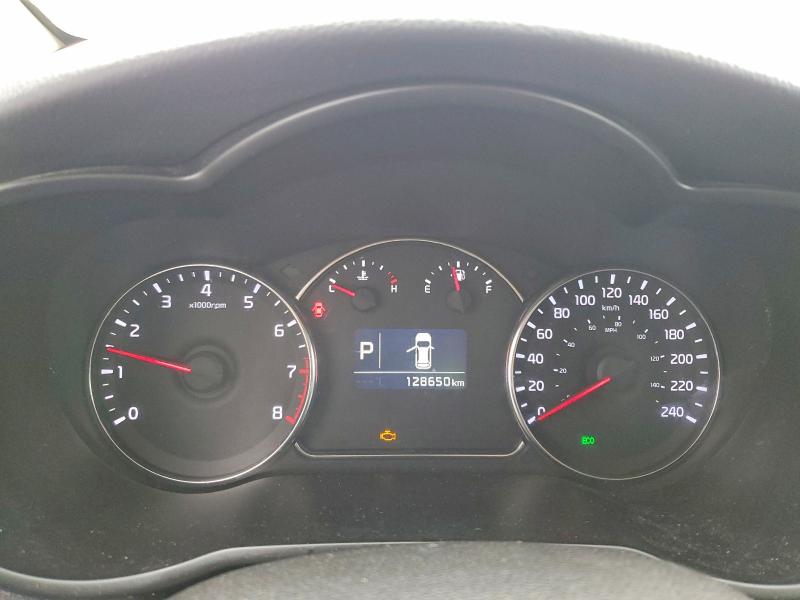 Photo 9 from auction – 2015 KIA RONDO with VIN KNAHT8A37F7079939