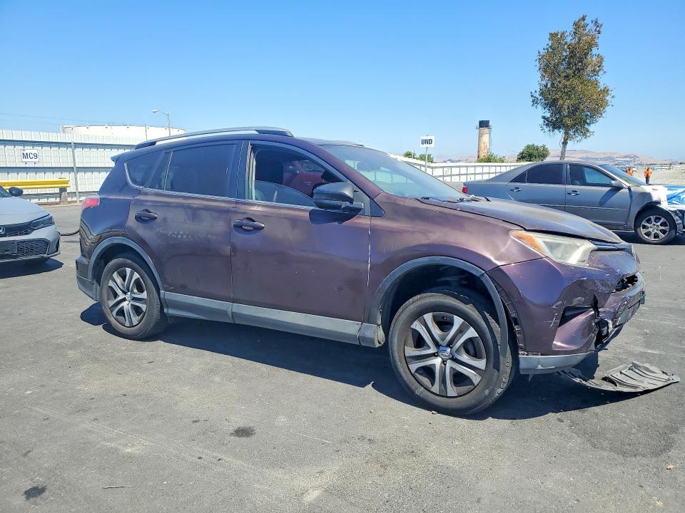 Photo 4 from auction – 2017 TOYOTA RAV4 with VIN 2T3ZFREV8HW373034