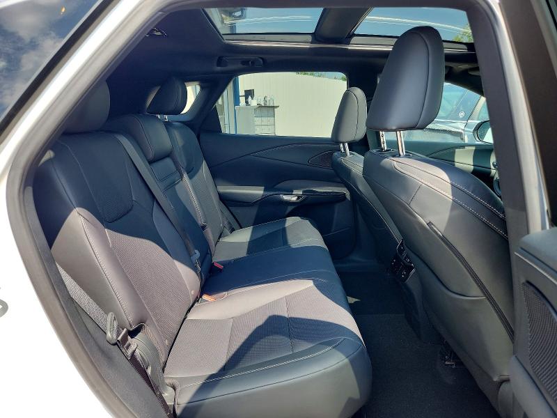 Photo 10 from auction – 2023 LEXUS RX 350H with VIN 2T2BBMCA2PC002276
