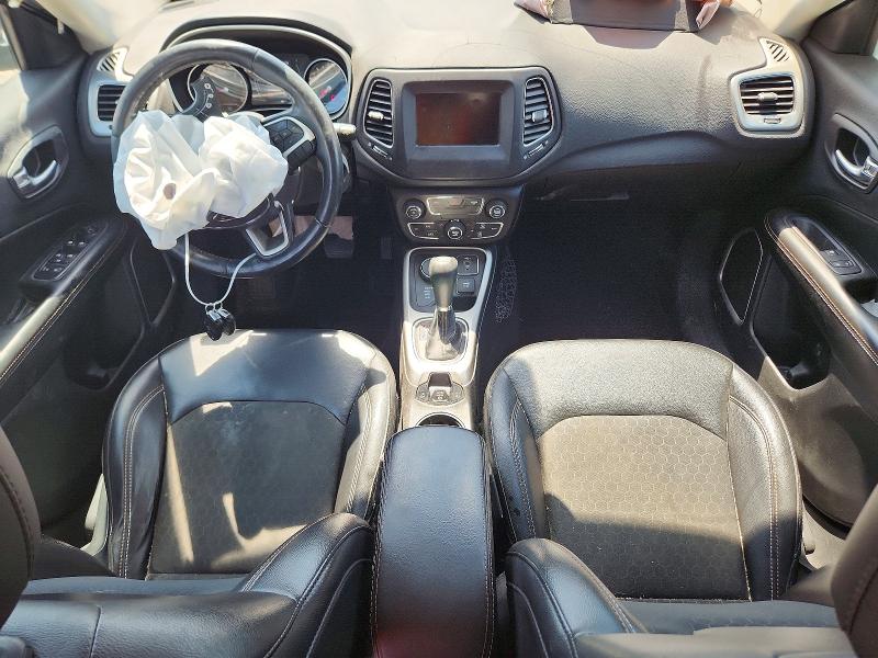 Photo 8 from auction – 2019 JEEP COMPASS with VIN 3C4NJDBB9KT630288