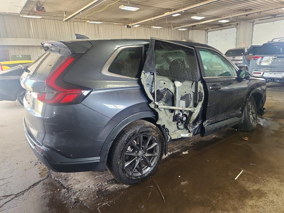 Photo 3 from auction – 2026 HONDA CR-V with VIN 2HKRS4H71TH403213