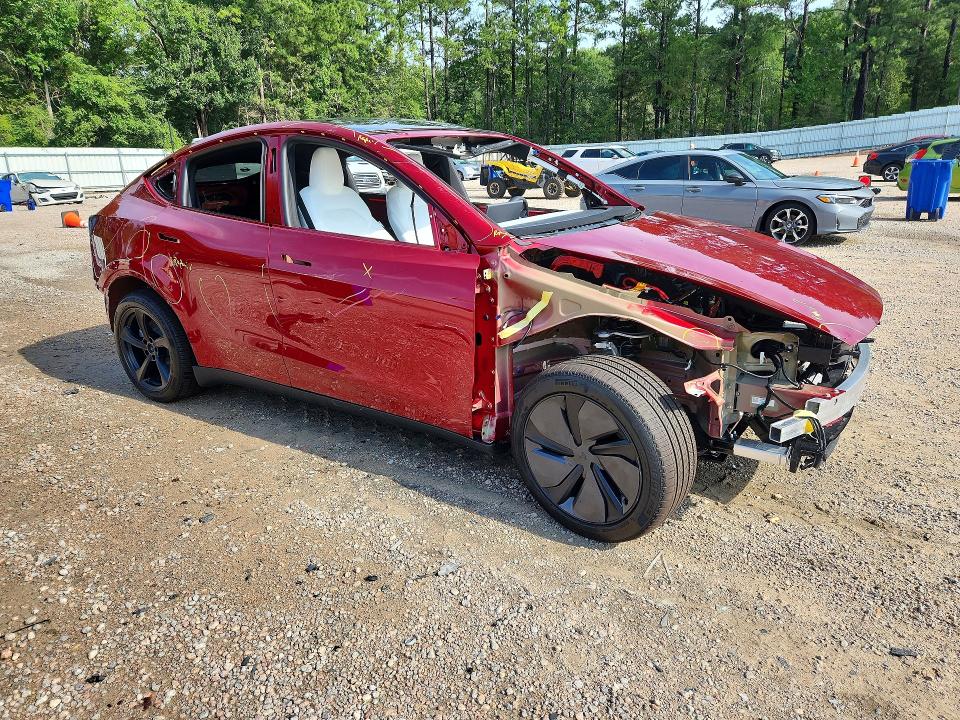 Photo 4 from auction – 2026 TESLA MODEL Y with VIN 7SAYGDED4TA720201