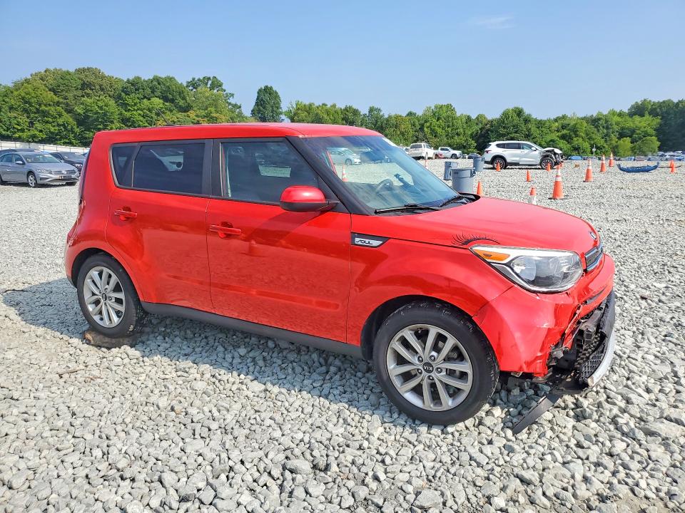 Photo 4 from auction – 2017 KIA SOUL with VIN KNDJP3A56H7429254