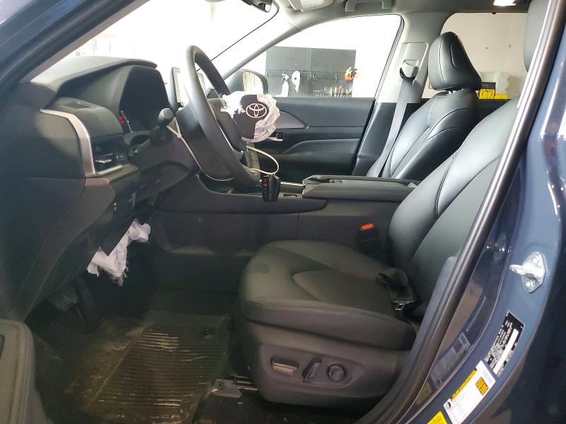 Photo 7 from auction – 2026 TOYOTA GRAND HIGHLANDER HYBRID with VIN 5TDACAB52TS102654
