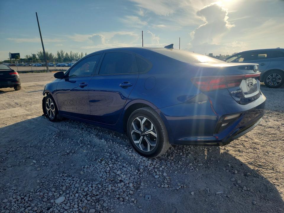 Photo 2 from auction – 2021 KIA FORTE with VIN 3KPF24AD5ME324393