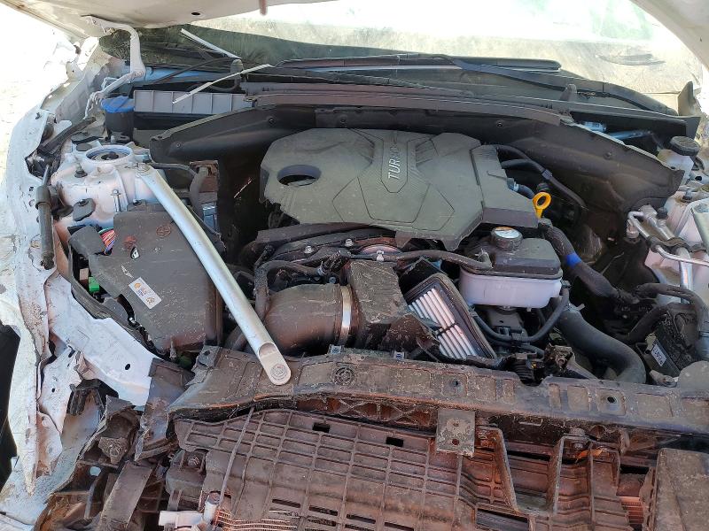 Photo 12 from auction – 2026 GENESIS GV70 with VIN KMUMADTB8TU273295