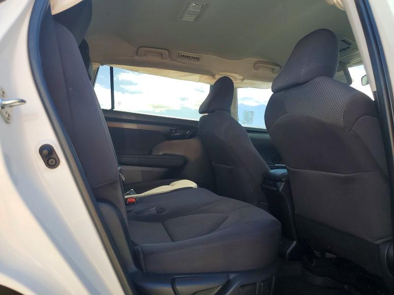 Photo 10 from auction – 2021 TOYOTA HIGHLANDER with VIN 5TDCZRBHXMS073762