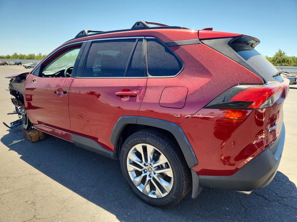 Zdjęcie 2 z aukcji – 2021 TOYOTA RAV4 z VIN 2T3C1RFV7MC086721