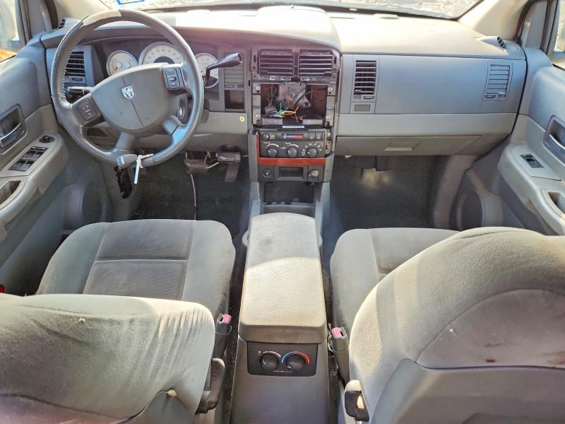 Photo 8 from auction – 2005 DODGE DURANGO with VIN 1D4HD48N45F517498