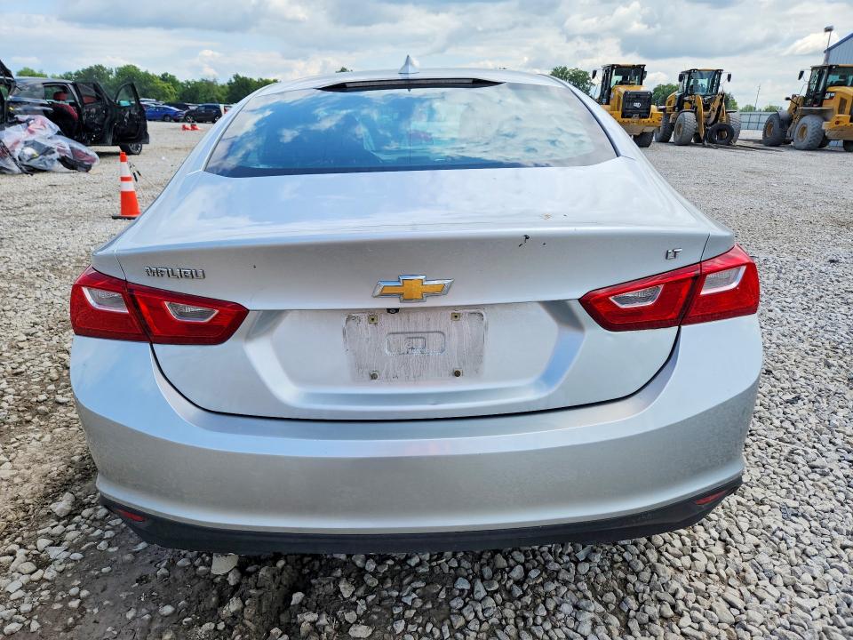 Photo 6 from auction – 2018 CHEVROLET MALIBU with VIN 1G1ZD5ST2JF266949
