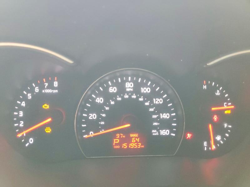 Photo 9 from auction – 2015 KIA SORENTO with VIN 5XYKT4A65FG647118