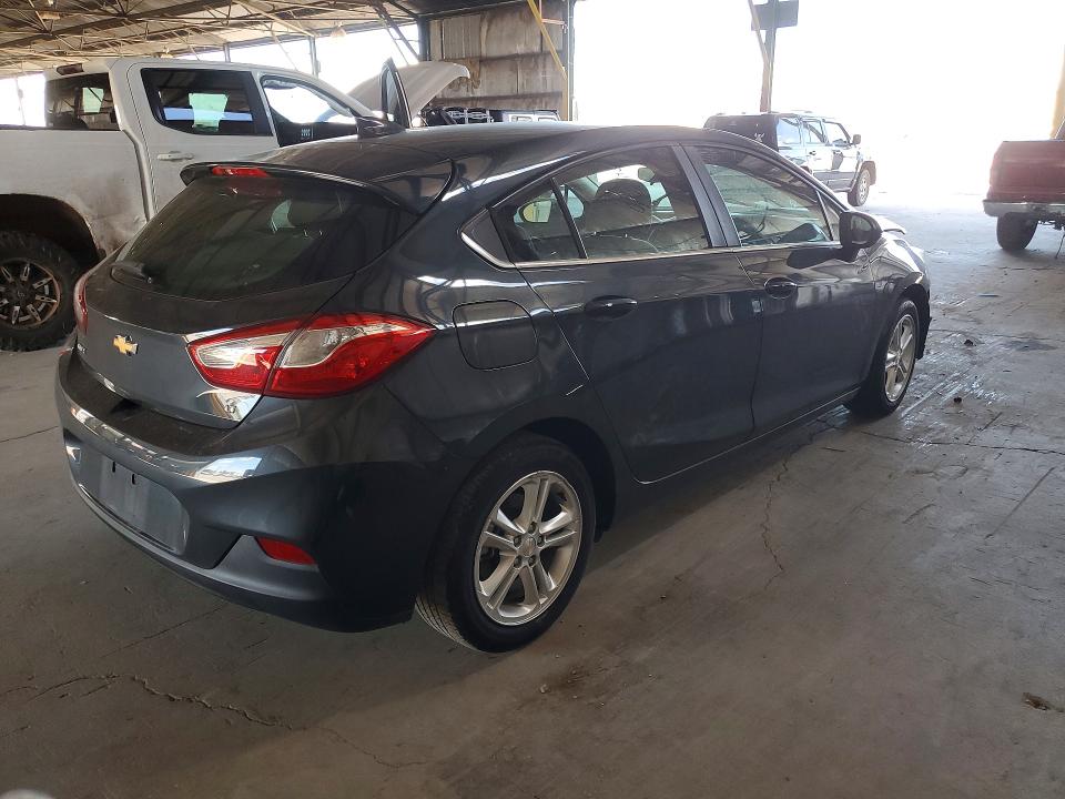 Photo 3 from auction – 2017 CHEVROLET CRUZE with VIN 3G1BE6SMXHS602821