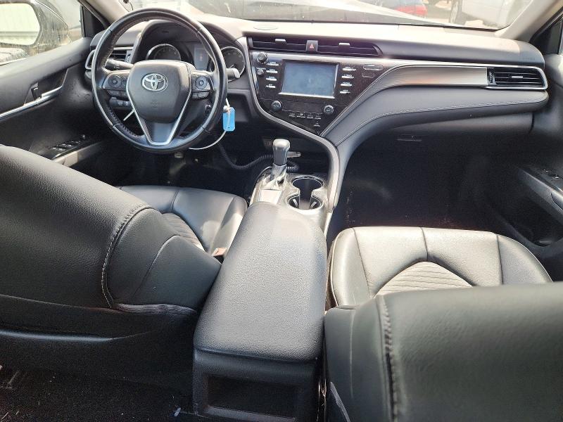Photo 8 from auction – 2019 TOYOTA CAMRY with VIN 4T1B11HK0KU744237