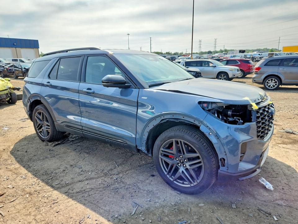 Photo 4 from auction – 2025 FORD EXPLORER with VIN 1FMUK8KH8SGC97540