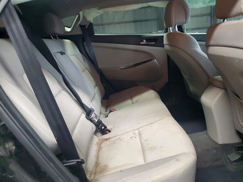 Photo 11 from auction – 2017 HYUNDAI TUCSON with VIN KM8J23A49HU579622