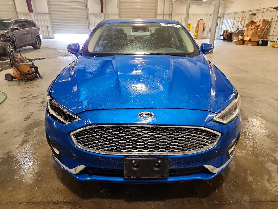 Photo 5 from auction – 2020 FORD FUSION with VIN 3FA6P0SU7LR126887